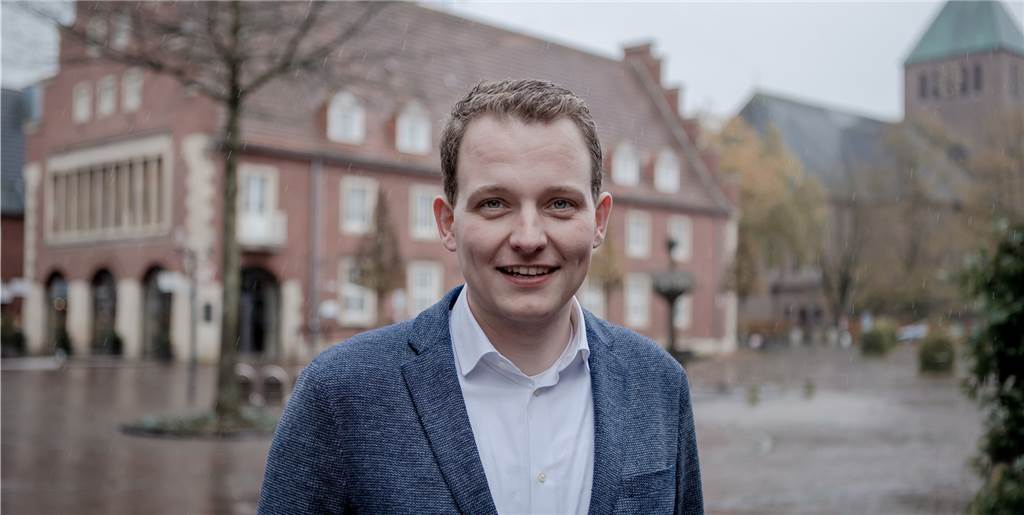 Fraktionsvorsitzende ziehen Fazit nach 100 Tagen mit neuem Bürgermeister Tom Tenostendarp hat seine ersten 100 Tage als Bürgermeister hinter sich.