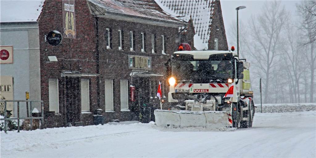 Die Wirtschaftsbetriebe Lünen musste ihre Winterdienst-Strategie ändern. Auf Facebook gibt es trotzdem weiter Ärger.