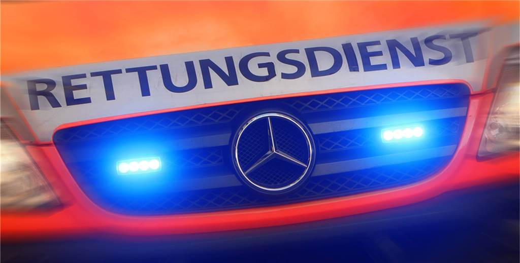 Ein Fünftel der Rettungskräfte klagt nach Impfung über Nebenwirkungen Alarm beim Rettungsdienst? Nein, im Kreis Borken sei die Impfung der Mitarbeiter im Rettungsdienst glimpflich verlaufen. Rund ein Fünftel aller Rettungskräfte klagte nach der Impfung gegen das Coronavirus über Nebenwirkungen.