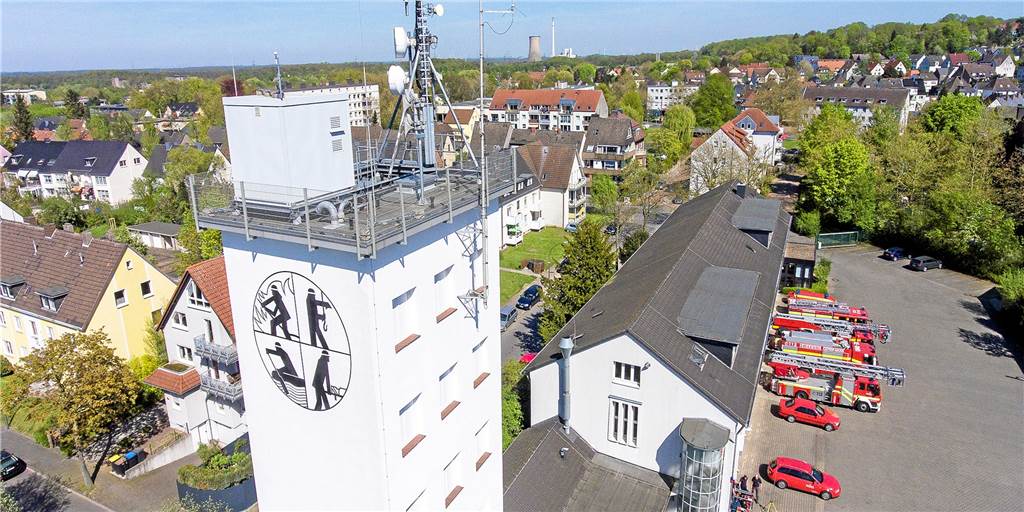 Viele Castrop-Rauxeler Rettungskräfte haben die erste Impfdosis erhalten Die Corona-Schutzimpfung bedeutet ein kleines bisschen mehr Sicherheit für die Einsatzkräfte im Rettungsdienst. Die Feuerwehr, vor allem die freiwillige, muss aber noch ein bisschen warten.