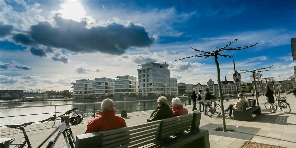Wetterumschwung in Dortmund: „Das muss der Körper erst mal verkraften“ Auf Schnee folgt Frühlingswetter am Wochenende in Dortmund. Der Wetterumschwung kann auch zur Belastung für den Körper werden. (Archivbild)