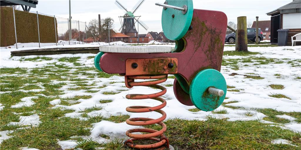 Von neuen Spielplätzen bis zur Schulerweiterung: Südlohn investiert Hohe Investition in Familien- und Kinderfreundlichkeit: 600.000 Euro hat die Gemeinde an Kosten einkalkuliert, um je einen attraktiven Spielplatz in Südlohn und in Oeding zu realisieren. Der Rat hat zugestimmt, will die Projekte aber eng belgeiten.