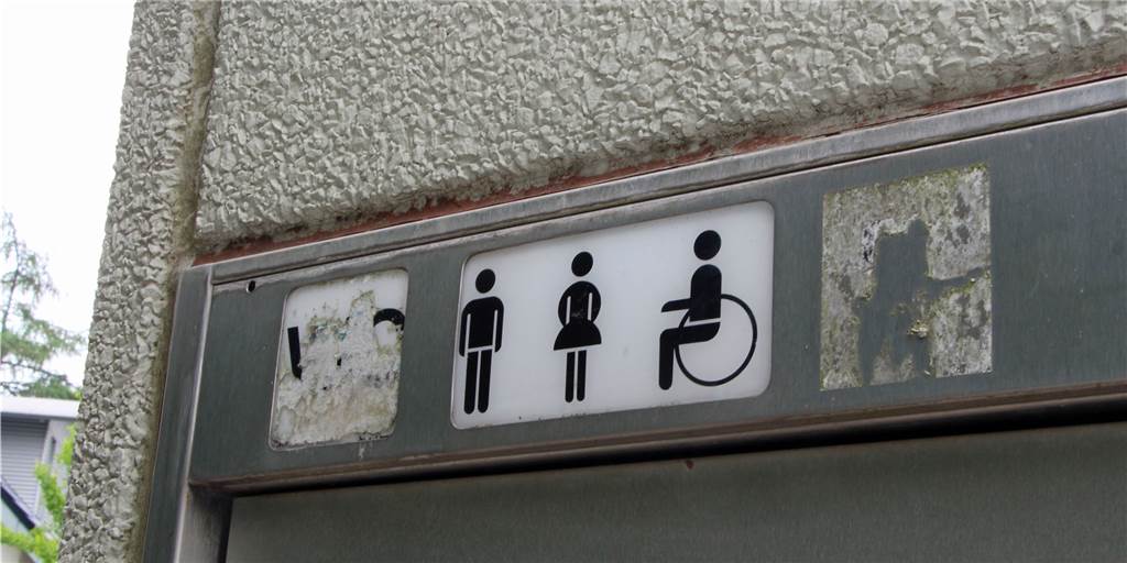 Jahrelanger Kampf um barrierefreie, öffentliche Toilette in Werne endet bald Der langjährige Kampf um eine weitere, öffentliche barrierefreie Toilette in Werne soll bald ein Ende haben. Das ist vor allem im Lockdown umso wichtiger, weil die Restaurants und Cafés und damit ihre WC-Anlagen geschlossen haben.