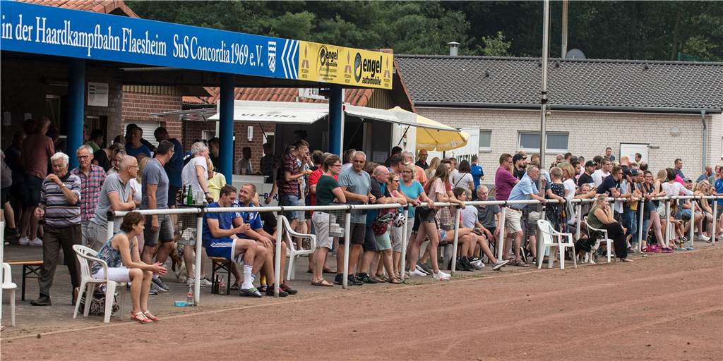 Halterner Vereine zu Geisterspielen: Nicht nur finanziell problematisch Zuschauer, wie hier bei der Stadtmeisterschaft 2019 in Flaesheim, wird es in dieser Saison vielleicht trotz eines Re-Starts nicht mehr geben.