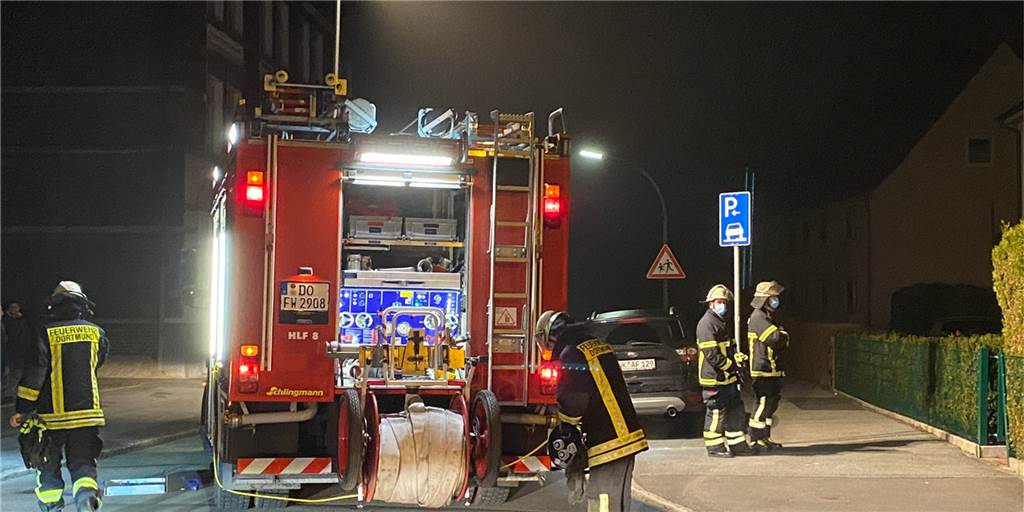 Neuer Brand im Westen: Polizei ermittelt wegen Brandstiftung Als die Feuerwehr in der Friedrichsruher Straße in Dortmund-Huckarde anrückte, war der Brand bereits gelöscht.