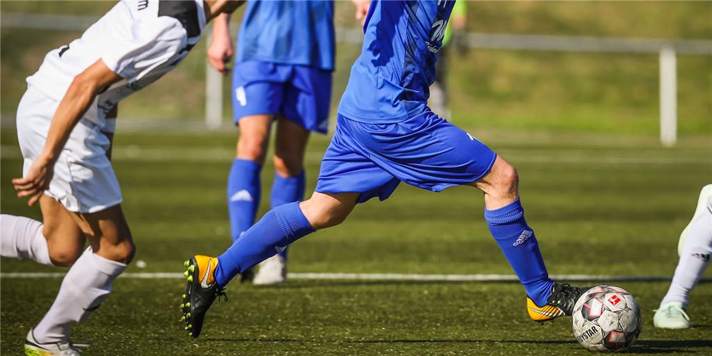 Bezirksligist will Spielern keine anderen vorsetzen, holt aber drei neue aus der Landesliga Bezirksligist will Spielern keine anderen vorsetzen, holt aber drei neue aus der Landesliga