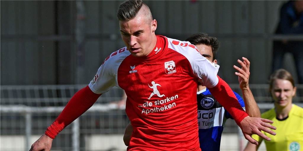 Philipp Grodowksi spricht Klartext und verlängert in Hamm – neuer Vertrag enthält brisante Klausel Der Borker Philipp Grodowski steht aktuell mit seinem Verein Hammer SpVg auf dem letzten Tabellenplatz in der Oberliga Westfalen.
