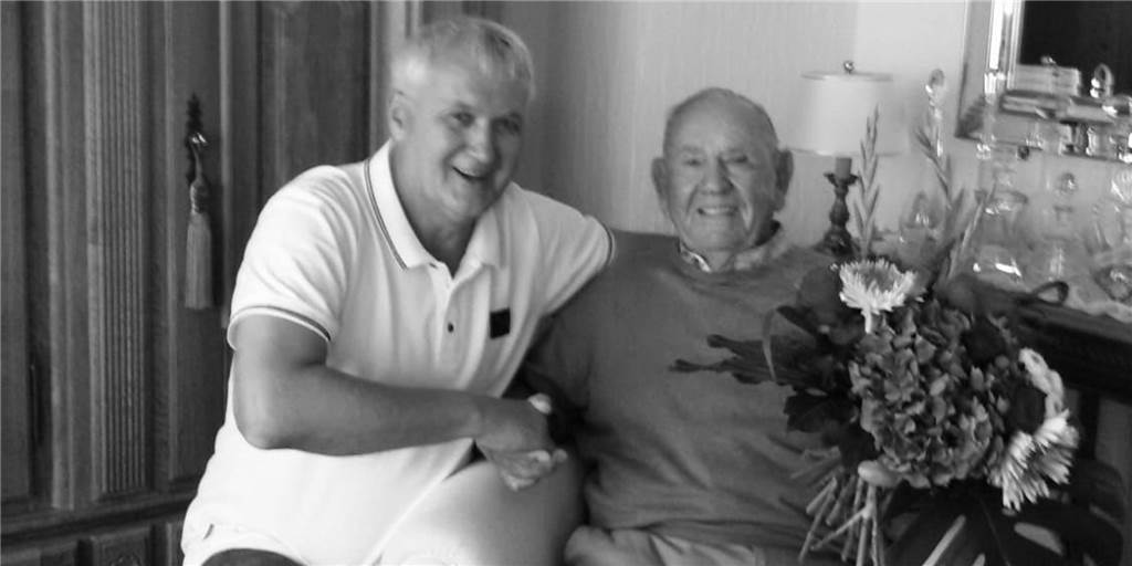 Werner SC trauert um Heinz Mertins (99): Er unterstützte den Verein bis zuletzt Thomas Overmann war immer wieder bei Heinz Mertins, besuchte ihn auch zum Geburtstag.