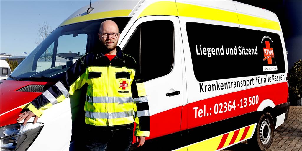 Neue Idee wegen Corona: Halterner gründet Krankentransportunternehmen Mit seiner neuen Firma KTMV (Krankentransporte Münsterland Vest) übernimmt Kevin Fräntzel jetzt auch Liegend- und Sitzend-Krankentransporte.