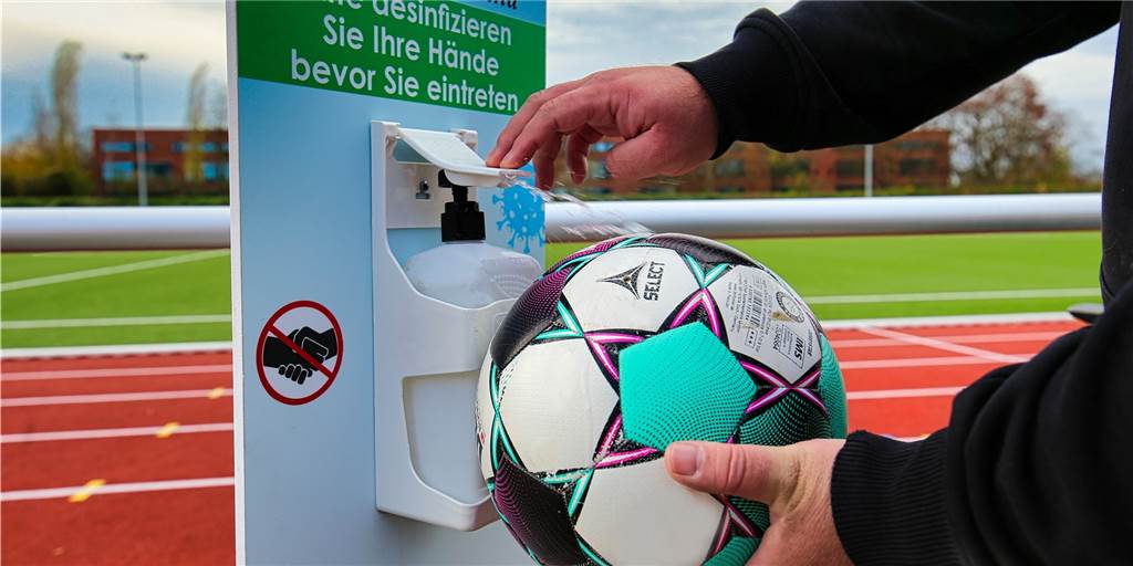 Skurrile Sport-Schlagzeilen, die erst seit Corona Sinn ergeben Skurrile Sport-Schlagzeilen, die erst seit Corona Sinn ergeben
