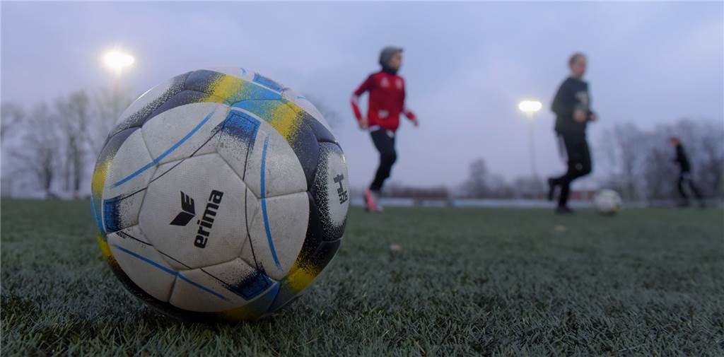 Lieber kein Training: „Wir wollen nicht zur weiteren Spaltung beitragen“ Die ersten Jugendmannschaften dürfen schon wieder auf den Sportplätzen trainieren, aber nicht alle wollen auch.