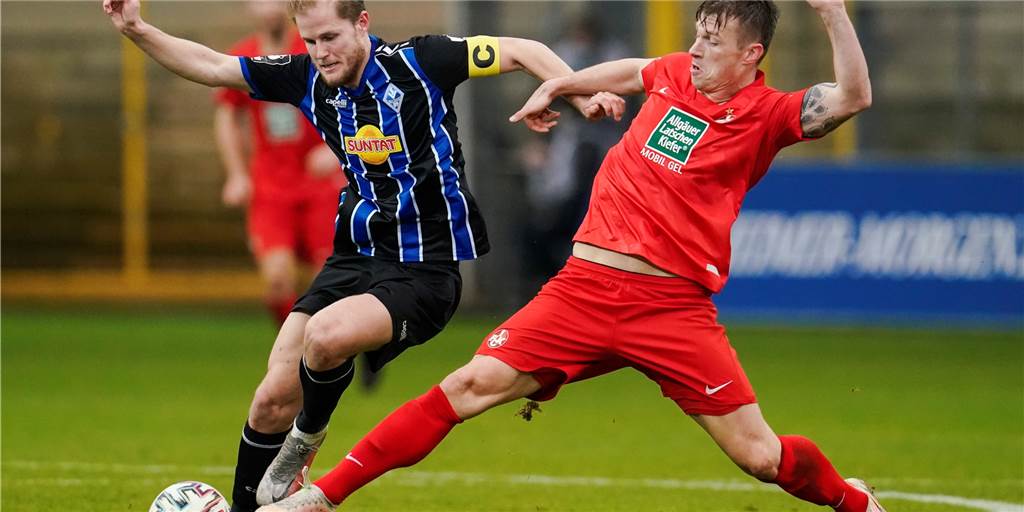 Marvin Pourié wurde vom FC Kaiserslautern begnadigt - und ein Mitarbeiter muss gehen Marvin Pourié darf im nächsten Spiel wieder für den FC Kaiserslautern auf dem Platz stehen.