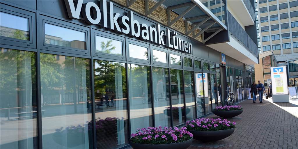 Geldinstitute in Lünen: Wegen Corona Kreditraten teilweise ausgesetzt Das Archivbild zeigt die Volksbank Lünen im Herzen der City.