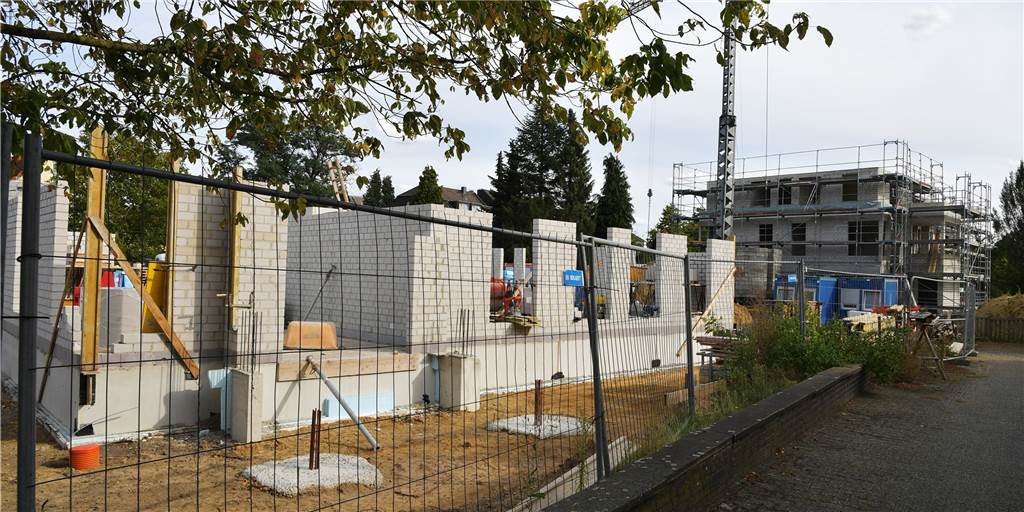Mietpreise in Lünen innerhalb fünf Jahre um 17 Prozent gestiegen Der Bauverein zu Lünen investiert unter anderem an der Kreuzstraße in Lünen. 15 neue Wohnungen entstehen dort in zwei Wohnhäusern. Die Mietpreise dafür werden deutlich teurer sein, als in Bestandswohnungen.