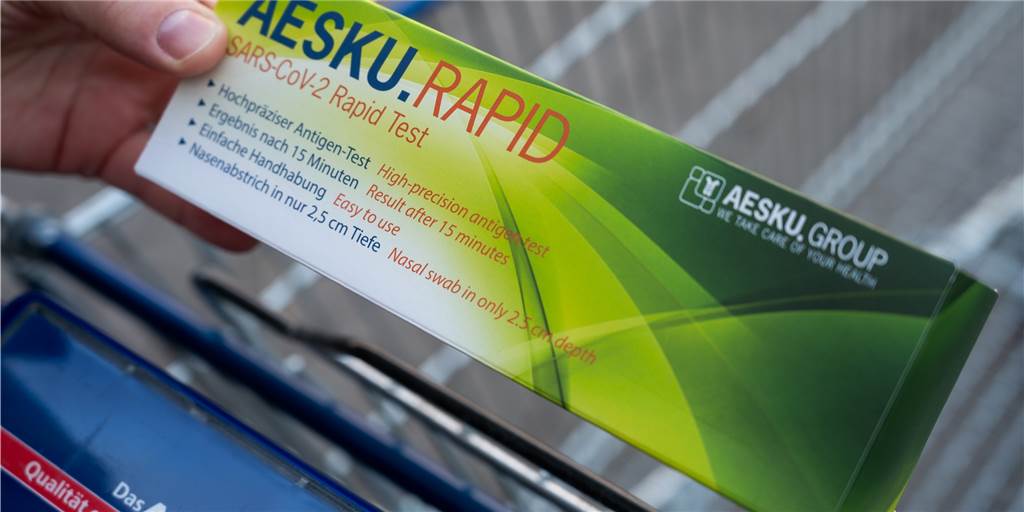 Zoff um Aussage zu Selbsttests: Gesundheitsamtsleiter in der Kritik Was nutzen die Corona-Selbsttests? Darüber streiten sich in Dortmund jetzt Wirtschaftsverbände mit dem Leiter des Gesundheitsamtes.