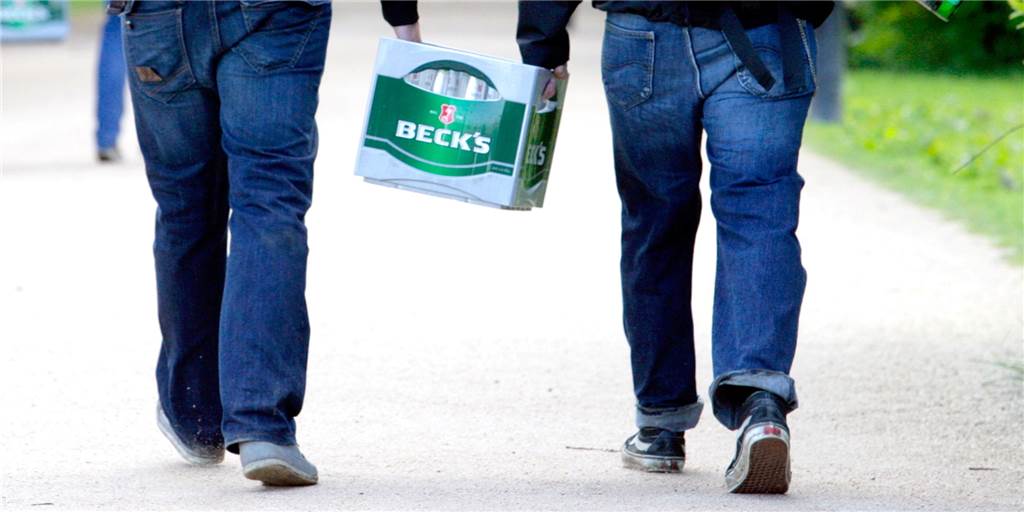 Kreisliga-Trainer appelliert: Nach dem Training nach Hause statt zur Kabinenparty Auf das gemeinsame Bierchen nach dem Sport sollen die Seniorenteams verzichten, wenn das Training wieder erlaubt ist.