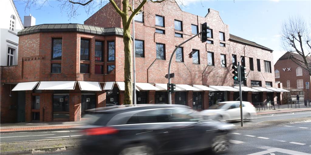 Das ehemalige Modehaus Haverkamp stand seit Jahresanfang leer. Nun soll dort das "Aufhaus" entstehen. Dahinter steckt das Ahauser Unternehmen Tobit.Labs.