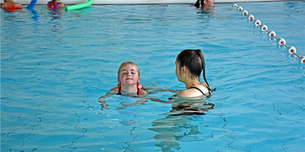 Schwimmkurse in Lünen: Droht eine neue Nichtschwimmer-Welle? Unterricht für Nichtschwimmer kann derzeit aufgrund der Pandemie auch in Lünen nicht stattfinden - DLRG und Schwimmvereine befürchten schlimme Folgen.