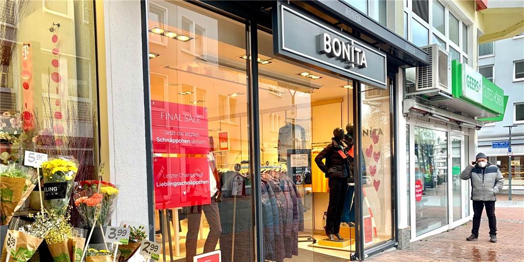 Nach Insolvenzverfahren: So geht es mit Bonita in Dortmund weiter Das Textilunternehmen Bonita bietet in Dortmund an drei Standorten - unter anderem hier an der Hermannstraße in Hörde - Damenoberbekleidung an. Nachdem im vorigen Jahr ein Insolvenzverfahren eröffnet wurde, ist jetzt klar, mit welchen Geschäften es weitergeht.