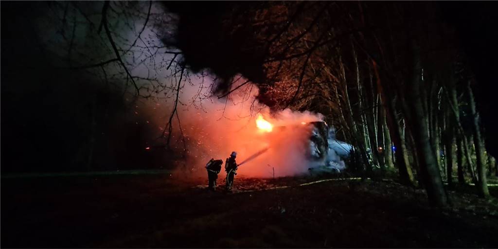 Der Brand von rund 40 Heuballen in Stockum ist wahrscheinlich ein Fall von Brandstiftung.