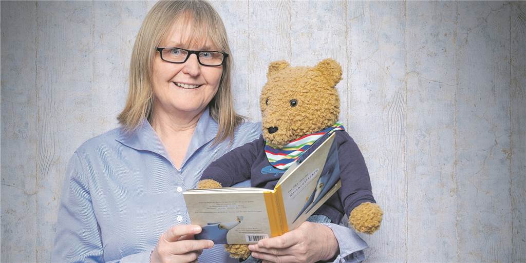 Jede Woche ein Abenteuer: Unsere Expertin stellt Kinder- und Jugendbücher vor Reinhild Niehues (61) von Bücher Beckmann in Werne ist ausgewiesene Expertin für Kinder- und Jugendliteratur. Wöchentlich stellt sie bei uns einen Buchtipp vor.