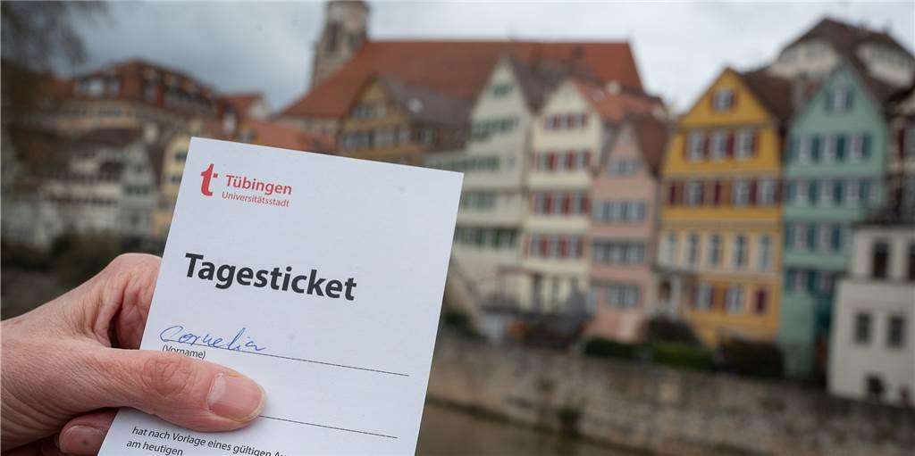 Mehr Freiheit durch Massentests: „Tübinger Modell“ sinnvoll für Dortmund? Mehr Freiheit durch Massentests: „Tübinger Modell“ sinnvoll für Dortmund?