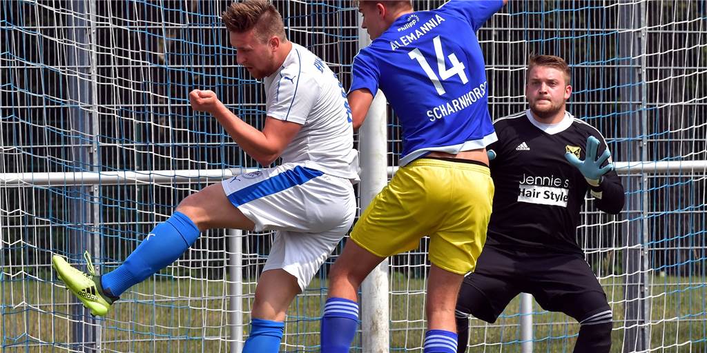 Von der Bezirks- in die B-Liga: Alsteddes Steven Koczy wagt den Neustart Bei BW Alstedde kam Steven Koczy (l.) zuletzt nicht auf die gewünschte Spielzeit.