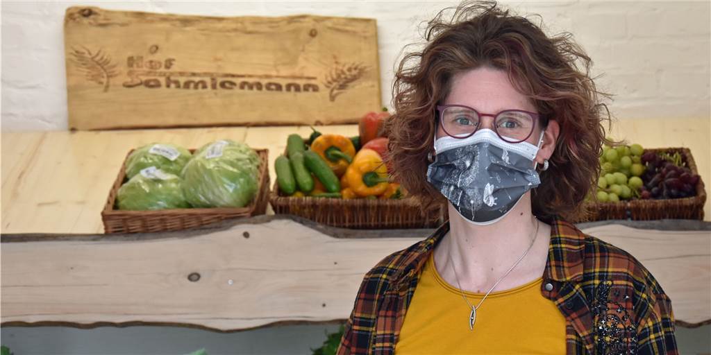 Komplett renoviert in nur einer Woche: Bauernlädchen in neuem Glanz Karolin Schmiemann (34) hat Tag und Nacht das Bauernlädchen renoviert. Das Ergebnis können Kunden samstags bestaunen.