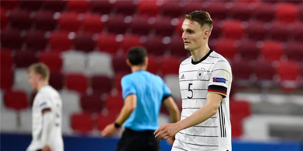 Einzug ins EM-Viertelfinale: Die Vorrundenbilanz des Nordkircheners Amos Pieper Geschafft: Die deutsche U21-Nationalmannschaft mit dem Nordkirchener Amos Pieper erreicht das EM-Viertelfinale, während Rumänien ausscheidet.