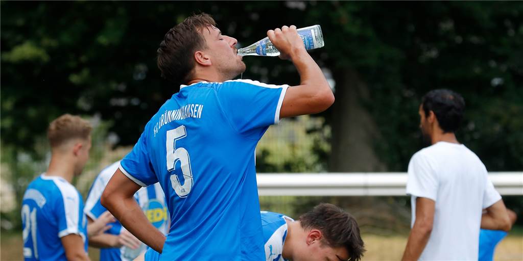 FC Brünninghausen verlängert mit Kicker, der in der Saison nur 20 Minuten gespielt hat FC Brünninghausen verlängert mit Kicker, der in der Saison nur 20 Minuten gespielt hat