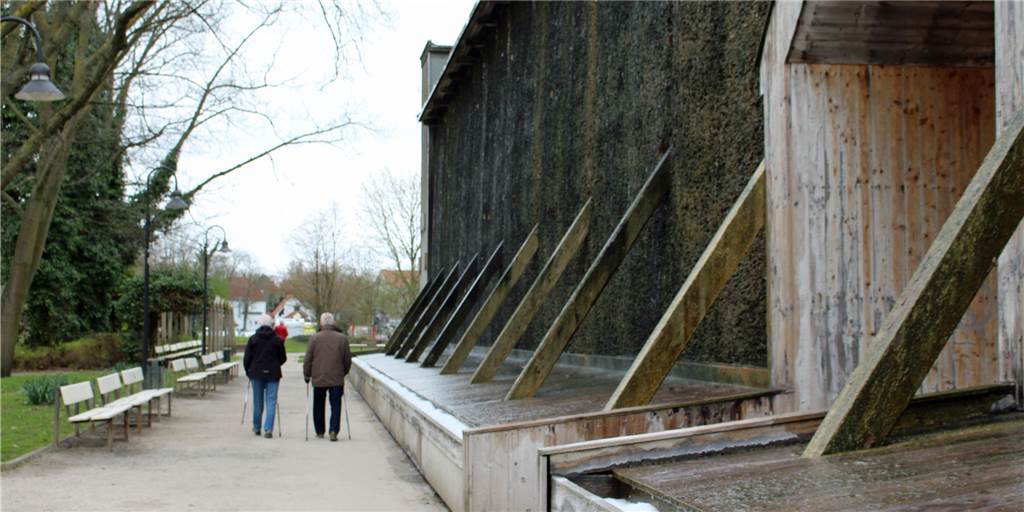 Nach Karsamstags-Trubel herrscht Sonntag am Stadtpark Werne Oster-Ruhe So sah es nachmittags am Ostersonntag an Gradierwerk und Stadtsee aus. Sehr entspannt.