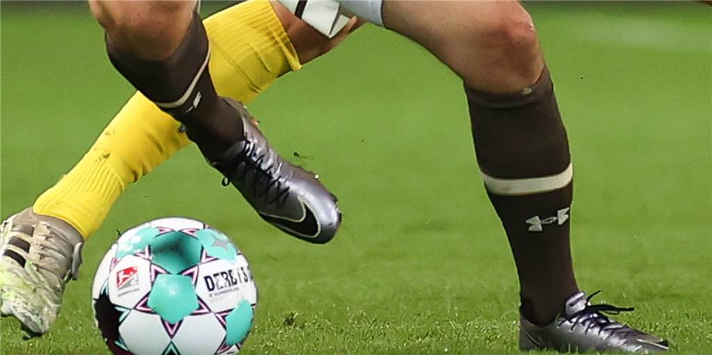 Ehemalige Bundesliga-Fußballerin wechselt in die Kreisliga A – zu den Männern Einst in der Bundesliga der Frauen am Ball kickt er nun in der Kreisliga bei den Herren.