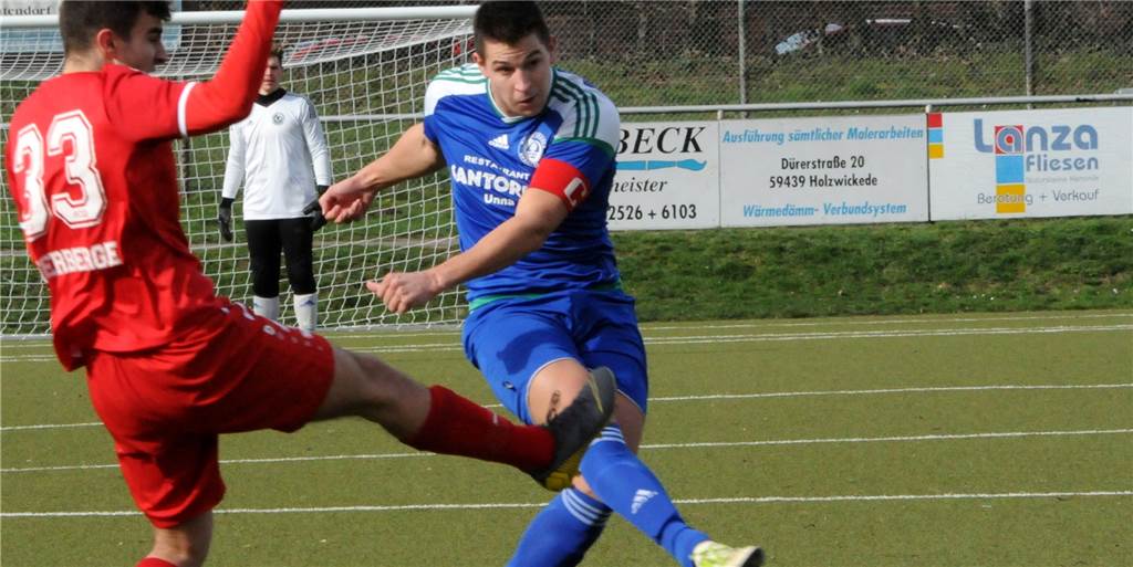 Wechsel in die Bezirksliga? HSC-Abwehrmann Max Venos verhandelt mit Unnaer Klub Wechsel in die Bezirksliga? HSC-Abwehrmann Max Venos verhandelt mit Unnaer Klub
