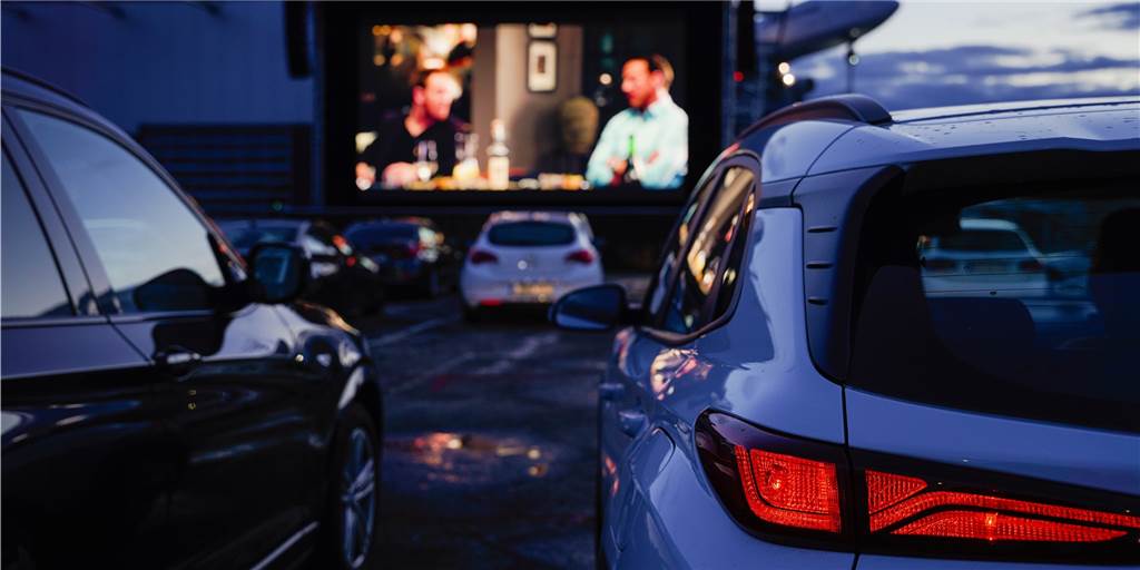 Autokino in Werne war ein voller Erfolg: Wird es eine Wiederholung geben? Gute Resonanz auf das Autokino in Werne: Alle elf Vorstellungen auf dem Hof Schulze Blasum waren ausgebucht. Gibt es eine Wiederholung der Veranstaltung?
