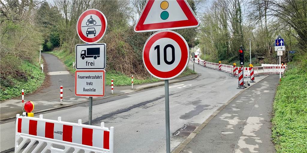 „Verkehrszeichen interessieren keinen“: Warum Autos fahren, aber nicht dürfen An dieser Baustellstelle kommt es immer wieder zu Verkehrsverstößen durch Pkw-Fahrer.