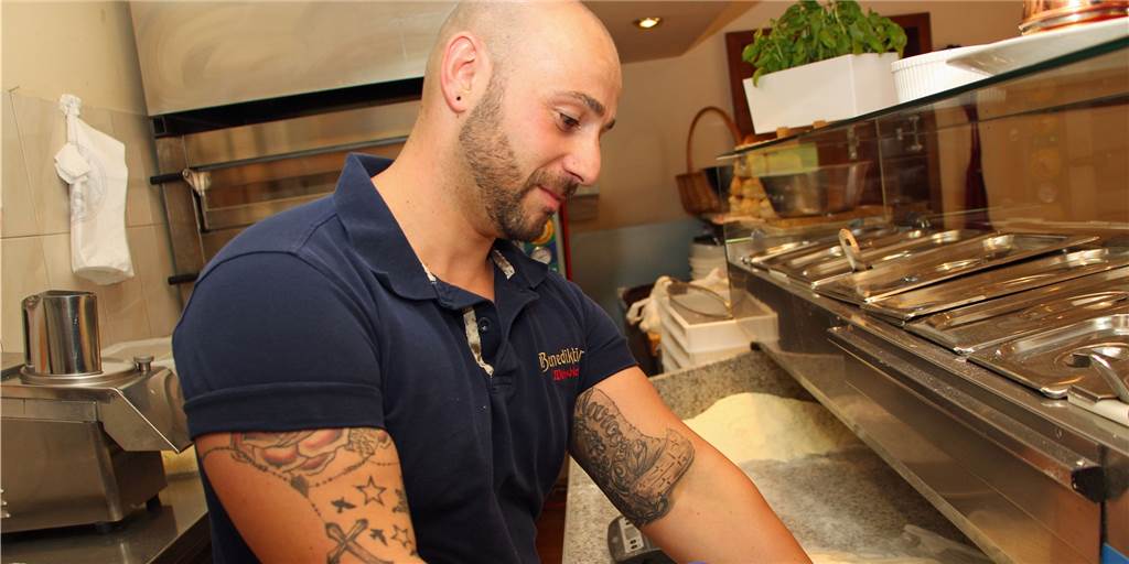 Verschärfter Lockdown: Notbremse würde die Gastronomen in Werne kaum treffen Die Verantwortlichen des Restaurants L‘Italiano um Alessandro Carbone haben die Öffnungszeiten bereits angepasst - schon vor der drohenden Notbremse und Ausgangssperre.