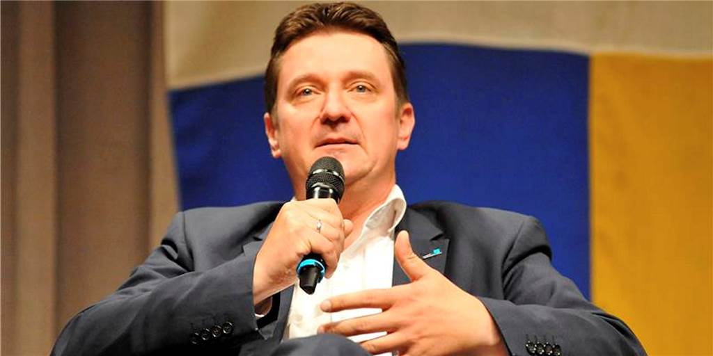 Bürgermeister im Corona-Interview: Ja zu Notbremse, Nein zu Schulöffnungen Bürgermeister Rajko Kravanja hält die Notbremse und die Ausgangssperre für richtig, sagt aber klar: "Ich hätte die Schulen nicht aufgemacht."