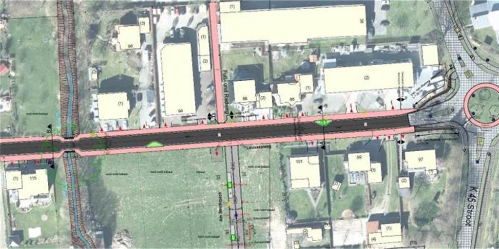 Anlieger über Endausbau: „Ich glaube nicht, dass jeder das Geld hat“ Der Straßenendausbau wird für die Anlieger des Leuskesweg teuer werden. Wie teuer genau, steht noch in den Sternen.