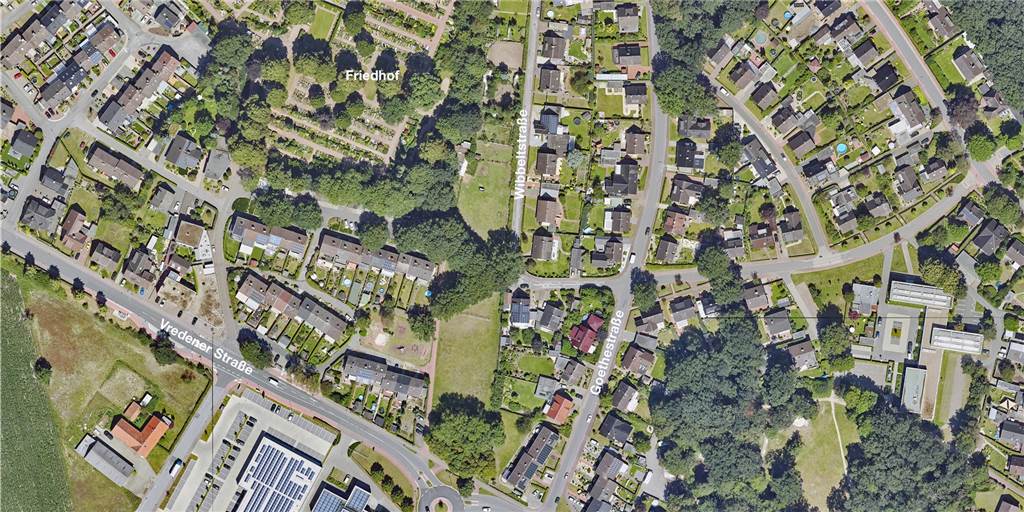 Tiny Houses und Mehrgenerationen-Wohnen auf der alten Umgehungstrasse? Jahrzehntelang wurde zwischen Wibbeltstraße und Friedhof die Trasse für eine mögliche Umgehungsstraße freigehalten. Jetzt steht fest: Die Umgehungsstraße kommt nicht. Der Stadtentwicklungsausschuss beschäftigt sich am Dienstag mit der künftigen Nutzung der Trasse.