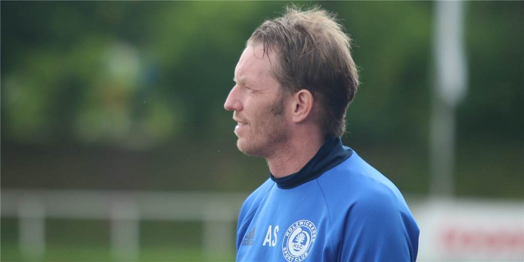 Lüner SV meldet Vollzug: Westfalenligist verlängert mit fünf aktuellen Spielern Der Spielerkader von Axel Schmeing, der im Sommer als Trainer beim Lüner SV beginnt, nimmt langsam aber sicher Gestalt an.