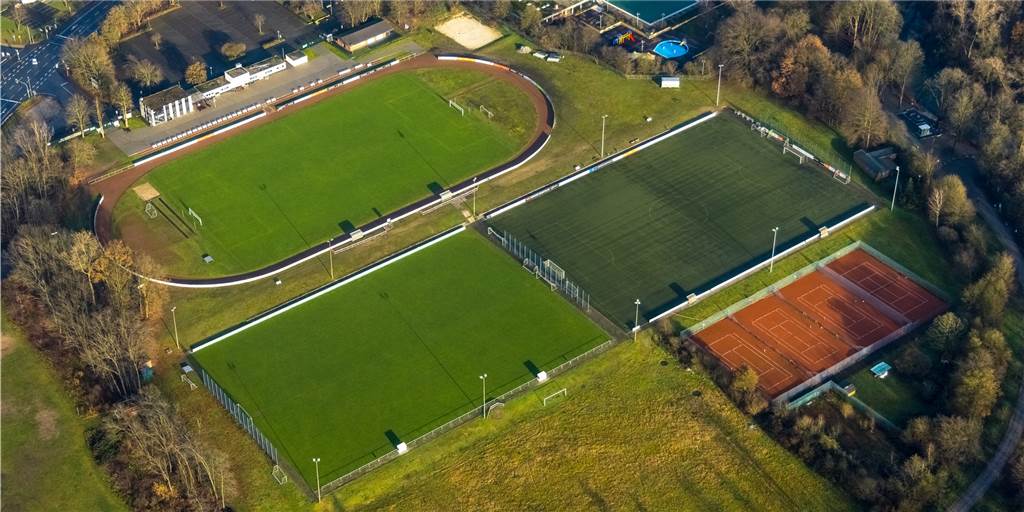 Halterner Reaktionen zur Annullierung: „Alles andere wäre aberwitzig gewesen“ Halterns Sportplätze, wie hier die Stauseekampfbahn, konnten in den vergangenen Monaten kaum genutzt werden.