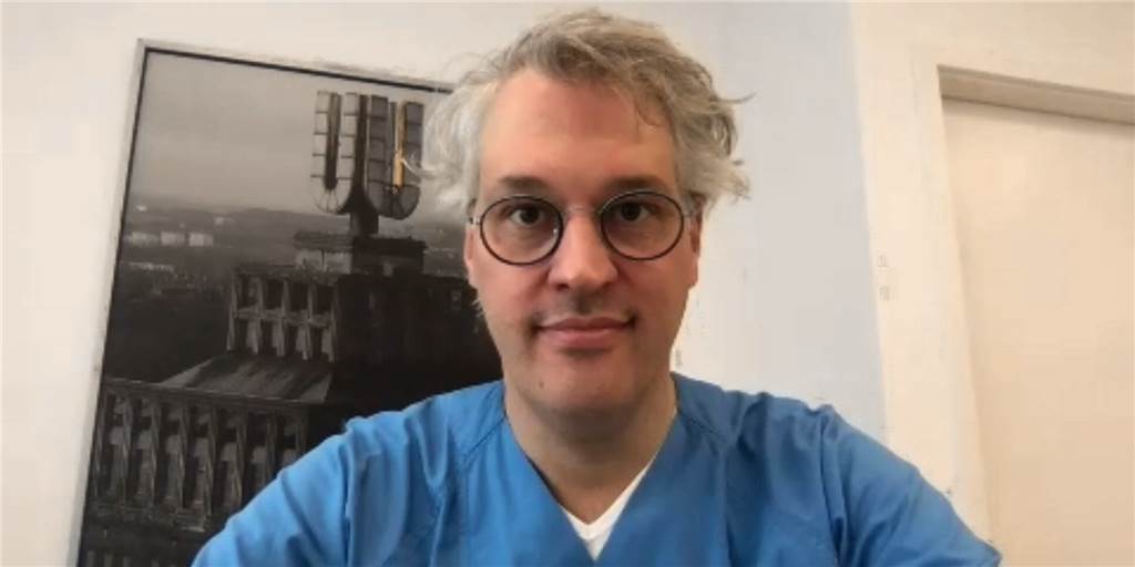 Dortmunder Chefarzt: Grund zur Sorge, dass Intensiv-Betten knapp werden Prof. Dr. Helge Möllmann ist Chefarzt der Klinik für Innere Medizin I des St.-Johannes-Hospitals. Das Krankenhaus ist unter anderem für seine Kardiologie renommiert und eines von drei Covid-Schwerpunkt-Krankenhäusern in Dortmund.