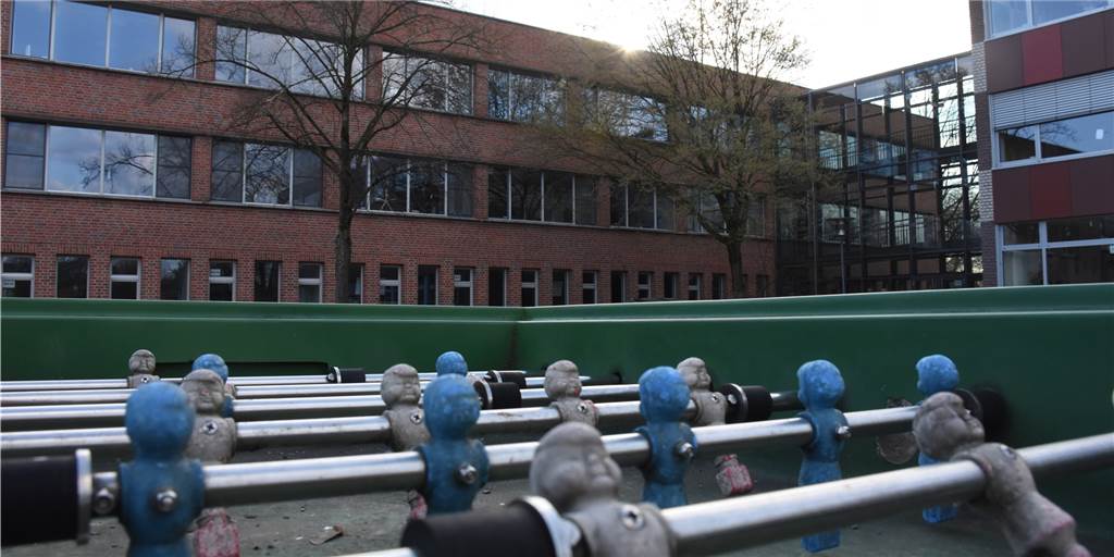 Sekundarschüler verbringen Pause auf den Gängen – Lösung umstritten Die Pausensituation an der Sekundarschule ist zurzeit problematisch. Doch bei einer möglichen Lösung sind sich die Politiker nicht einig.