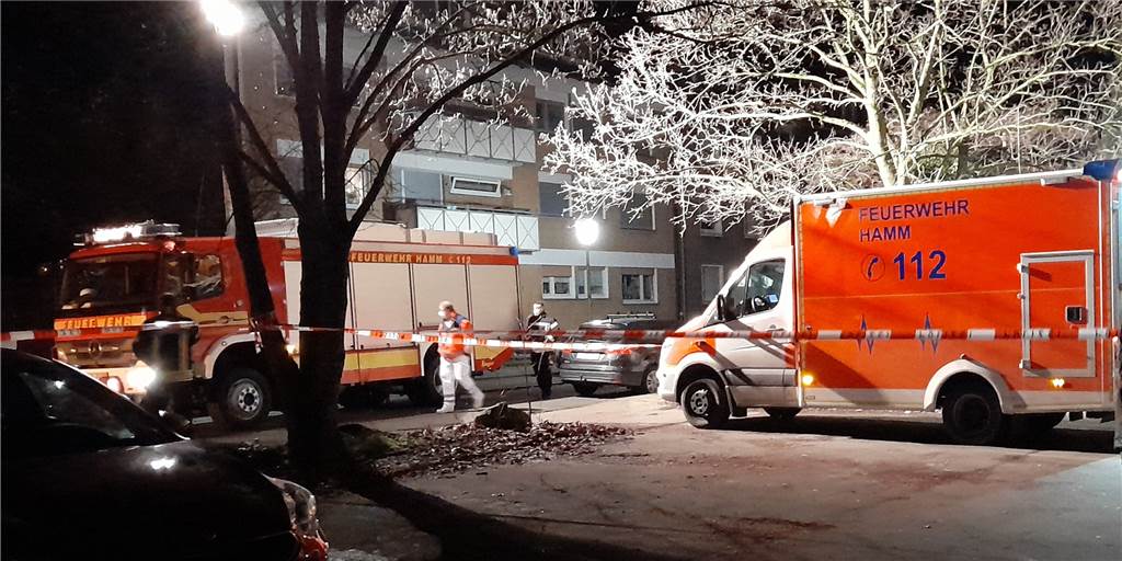 Blutiger Tod einer Schwangeren: Bergkamener jetzt auch wegen Vergewaltigung angeklagt Der Bergkamener soll am Abend des 14. Januar seine schwangere Ex-Freundin auf einem Parkplatz in Hamm getötet haben.