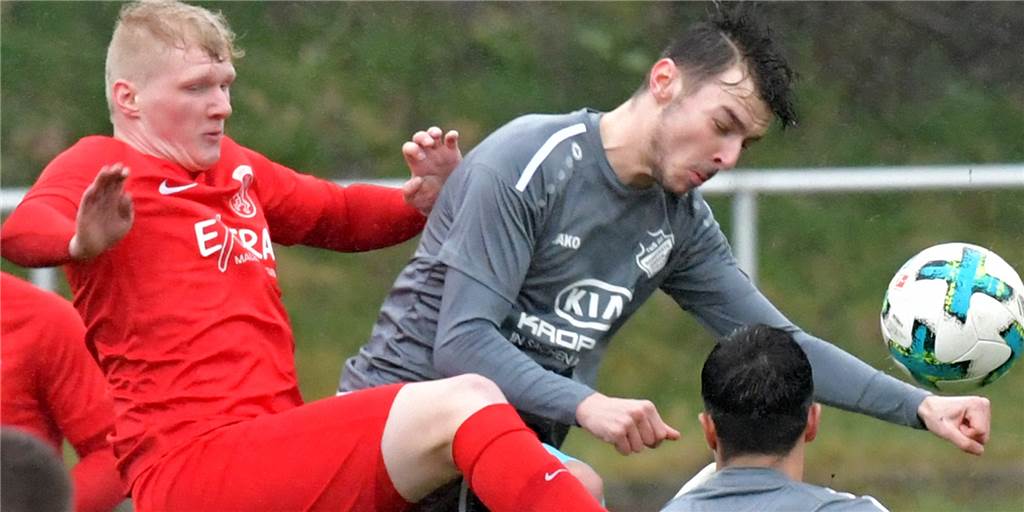 Gianluca Reis spricht über sein Aus beim Lüner SV und hat einen neuen Klub gefunden Gianluca Reis (l.) trug seit 2017 den Löwen auf der Brust.