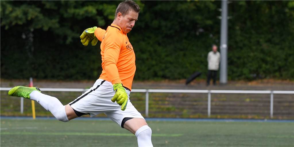 Schwere Verletzung nach Treppensturz: LSV-Keeper Jörg Lemke arbeitet am Comeback Jörg Lemke wechselte im Sommer 2020 vom BV Brambauer zum Lüner SV.