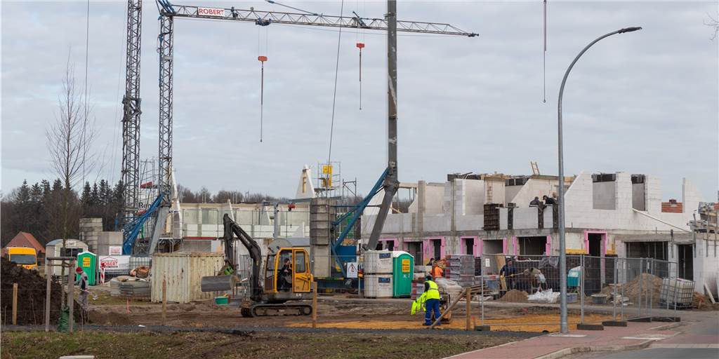 Baugrundstücke und Häuser in Stadtlohn sind vergleichsweise teuer Am Hessenweg entstehen gerade in der Nachbarschaft der Kita La Vita etliche neue Einfamilien- und Doppelhäuser.