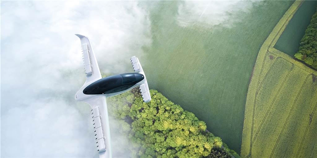 Lilium sieht zu wenig Potenzial: E-Flugtaxis haben in Stadtlohn nicht ab Das Elektro-Flugtaxi des Herstellers Lilium beim morgendlichen Flug über ein Feld. In Stadtlohn ist der E-Flugtaxitraum erst einmal ausgeträumt. Lilium sieht auf dem Flugplatz Stadtlohn-Vreden nicht genügend Potenzial