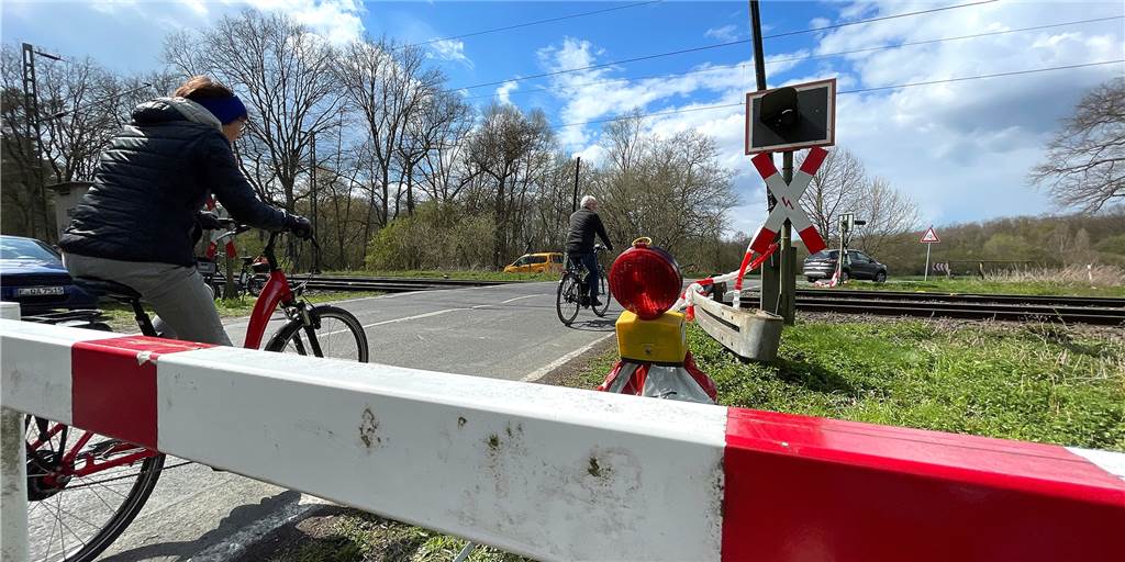 Endlich: Das Ende der Bahnübergangs-Odyssee für Radfahrer in Unna naht Endlich: Das Ende der Bahnübergangs-Odyssee für Radfahrer in Unna naht
