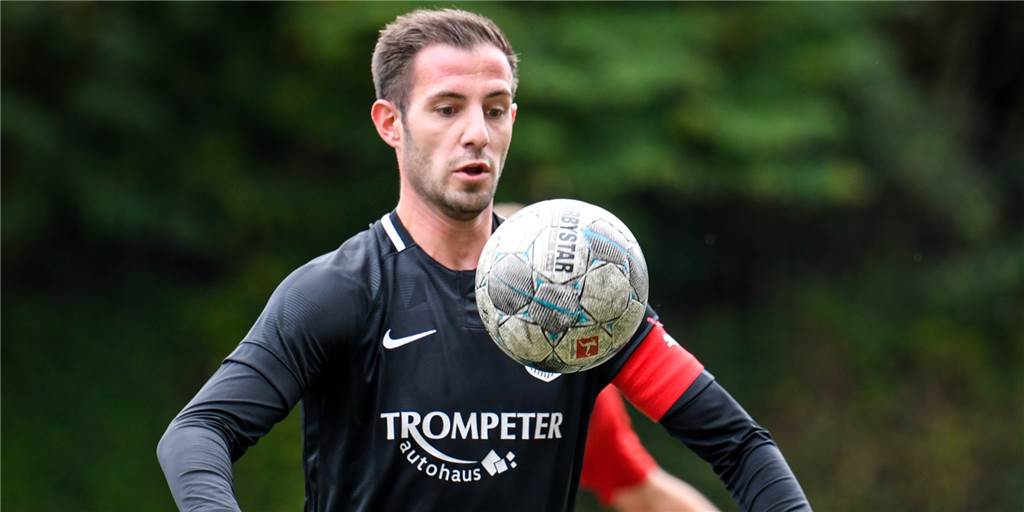 „Nicht um den heißen Brei reden“: Annullierung rettet BV Brambauer vor dem Abstiegskampf Joel Razanica und der BV Brambauer können für eine weitere Bezirksliga-Saison planen - trotz schwacher Bilanz in der annullierten Spielzeit.